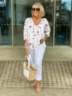 ANITA | ELEGANT FLORAL BLOUSE 3