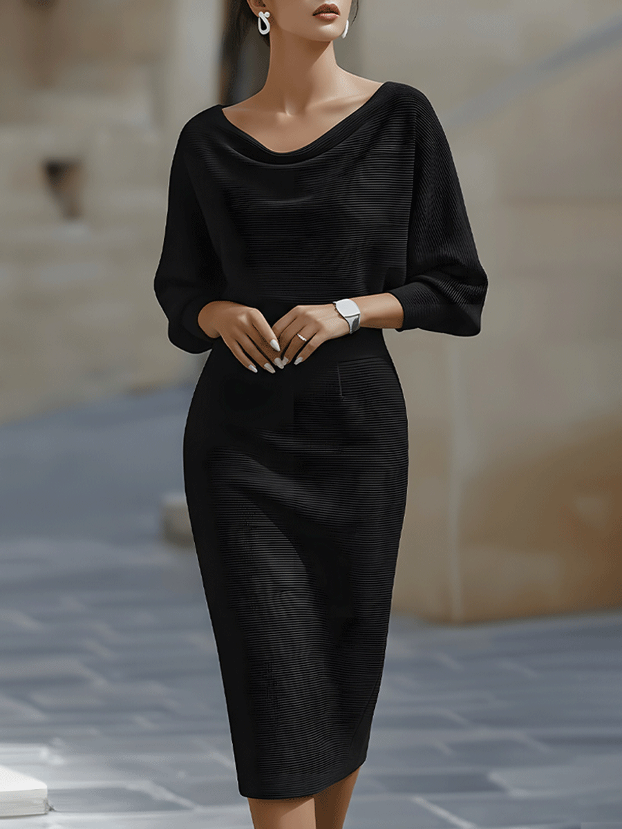 Lydia | Elegant Round Neck Midi Dress 2