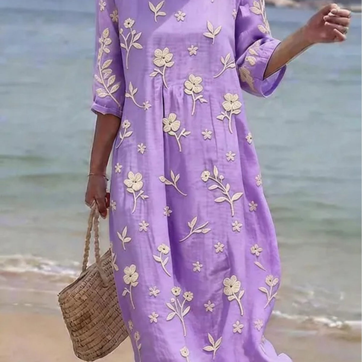 Ella | Floral Embroidered Midi Dress 1