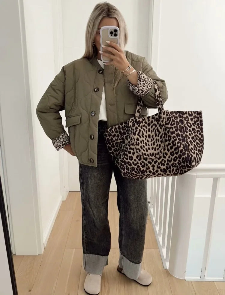 Women's Quilted Jacket with Leopard Print Lining 4