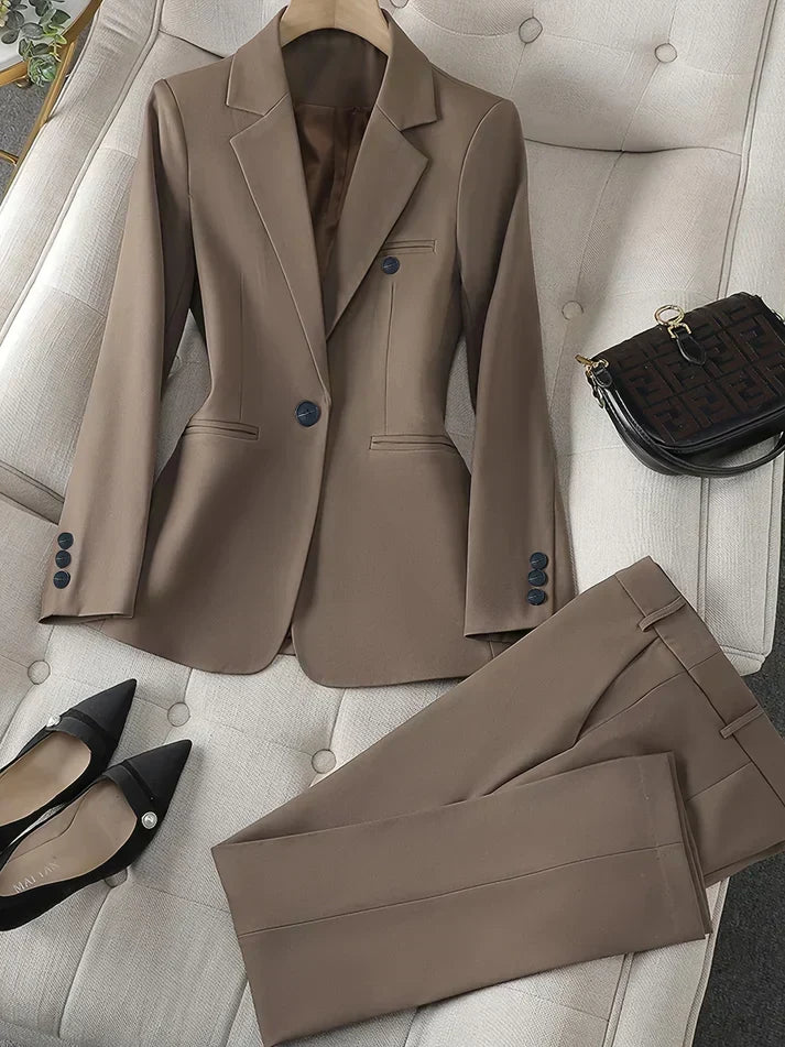 Women's Tailored Blazer Set with Notched Lapel 2