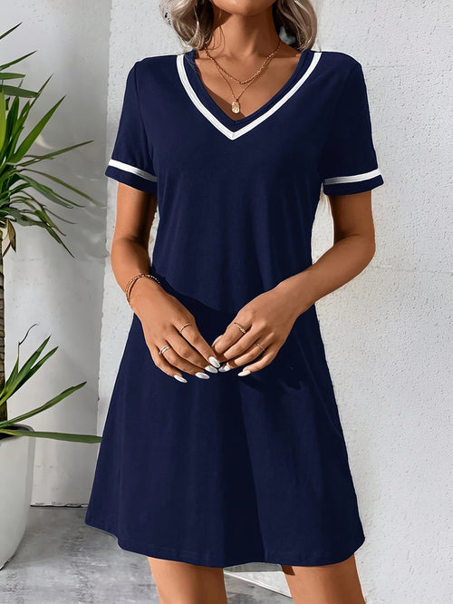 Viona | Casual V-neck Color-Block Dress 1