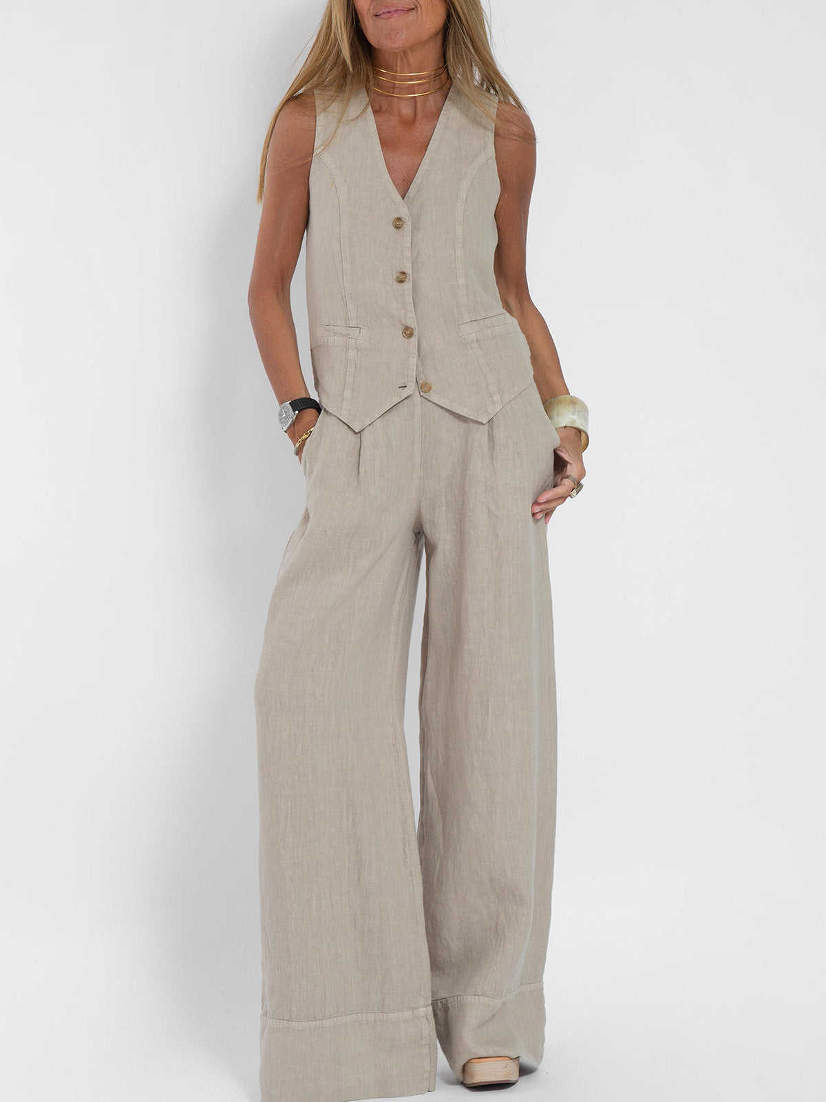 Holly | Sleeveless V-Neck & Wide-Leg Pant Set 1