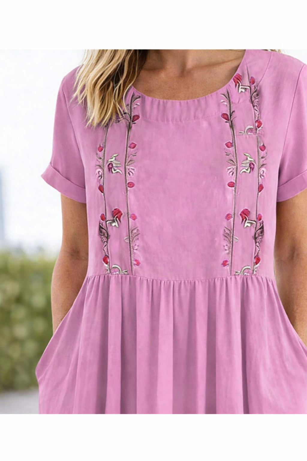 Trixie | Elegant Floral Summer Midi Dress 10