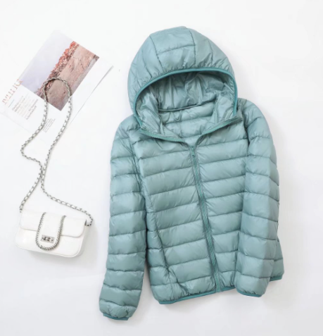 Women's Lightweight Hooded Puffer Jacket for Travel 1