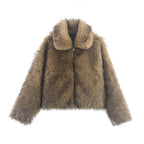 Women's Oversized Faux Fur Jacket with Wide Collar 1