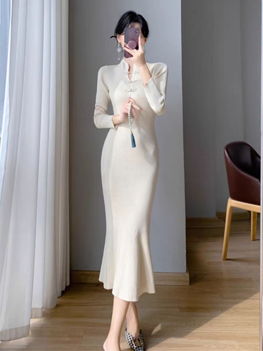 Women's Ribbed Knit Midi Dress with High Neck and Button Details 3