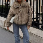 Women's Oversized Faux Fur Jacket with Wide Collar 2