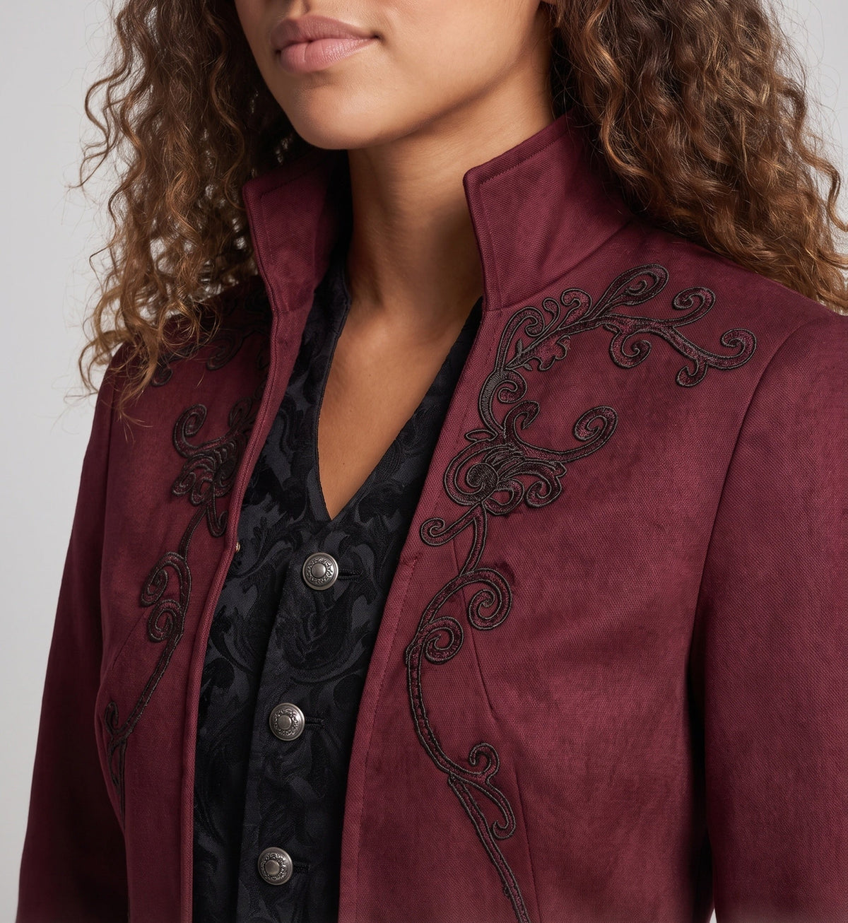 Women's Victorian Tailcoat with Embroidered Detail 5