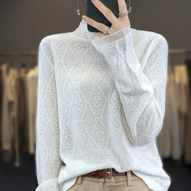 Women's Diamond Knit Pullover with V-Neckline 3