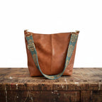 Nicola | Vintage Crossbody Bag 1