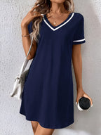 Viona | Casual V-neck Color-Block Dress 4