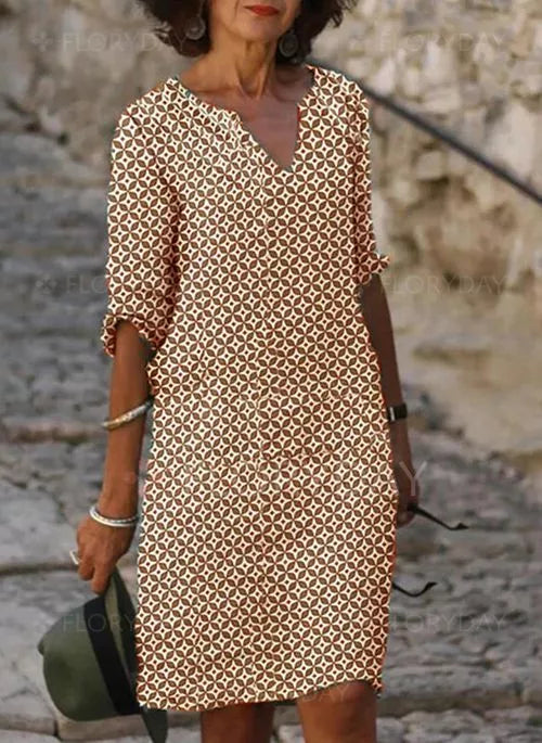 Lavinia | Vintage Split-Neck Summer Dress 4