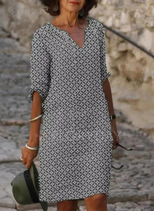 Lavinia | Vintage Split-Neck Summer Dress 2
