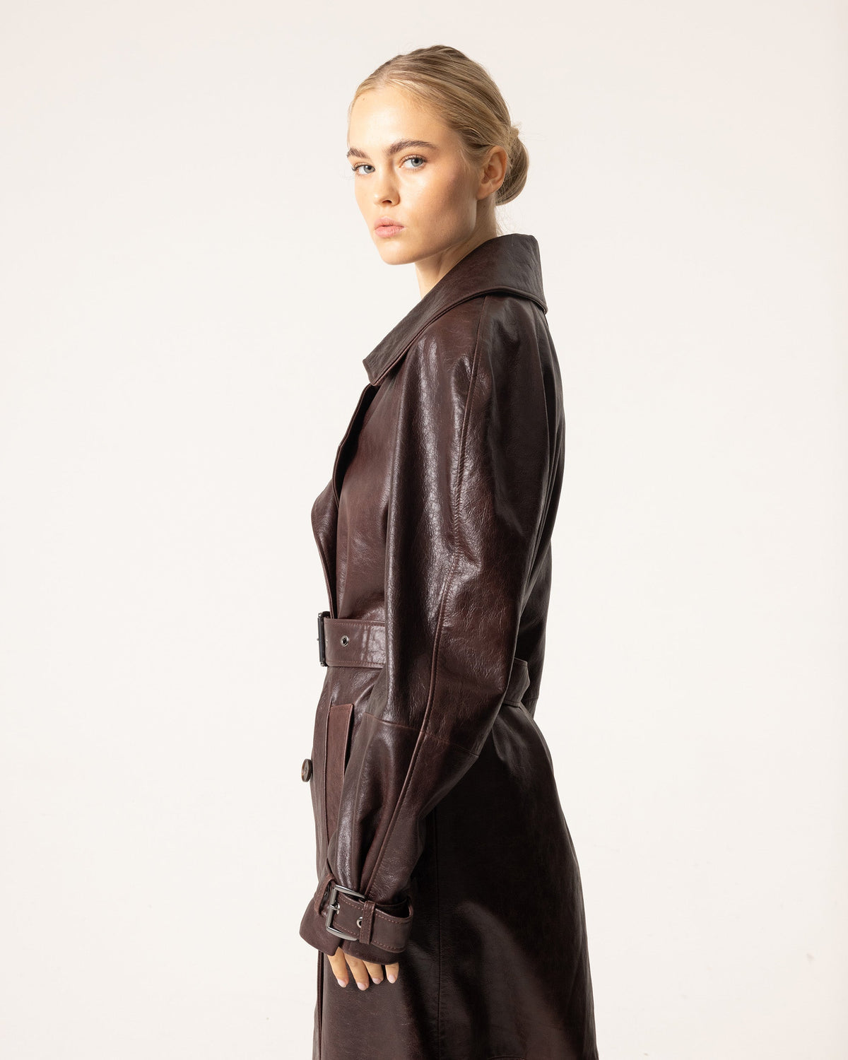 Women's Leather Trench Coat with Belt and Buckle Details 2