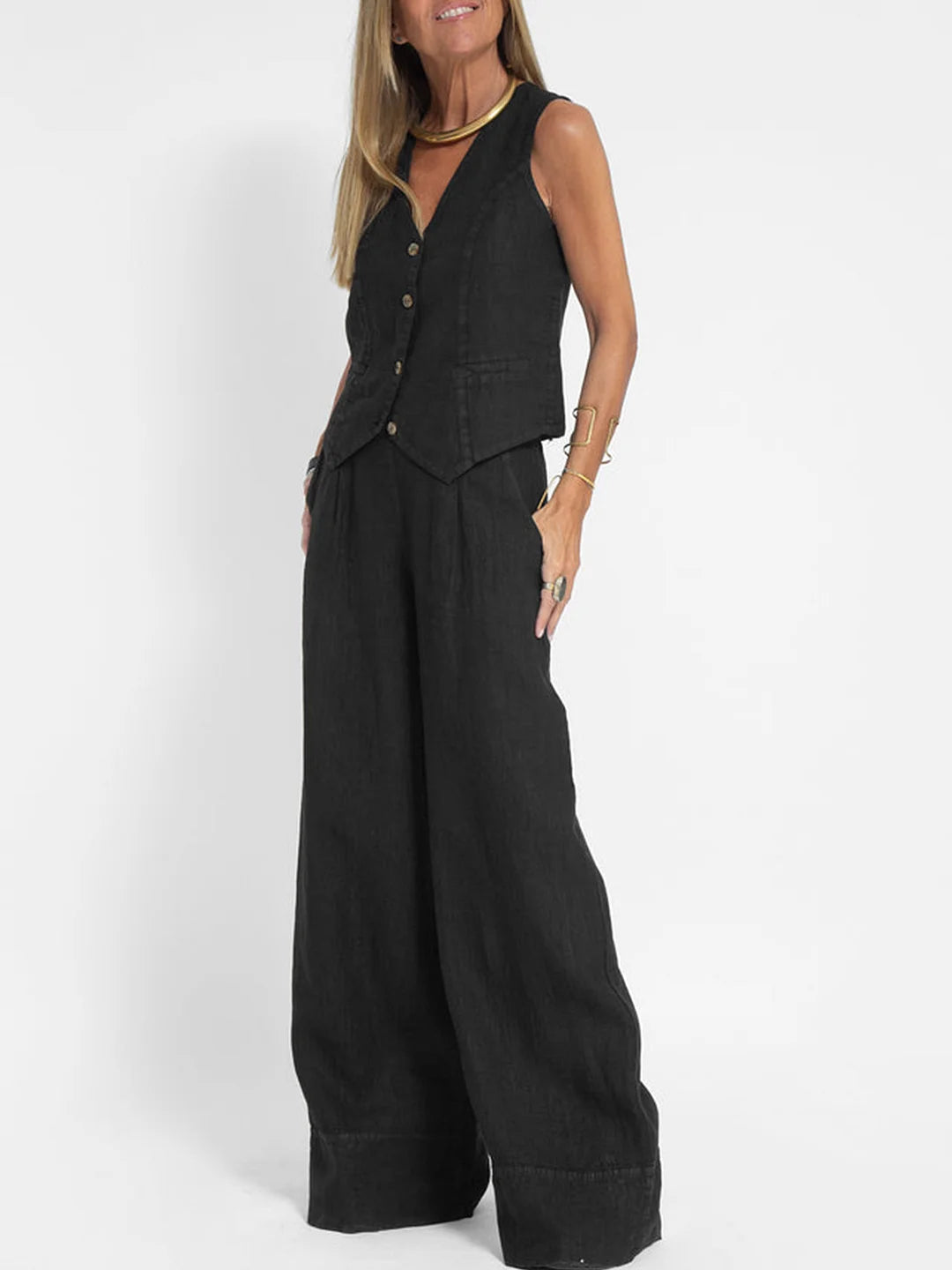 Holly | Sleeveless V-Neck & Wide-Leg Pant Set 3