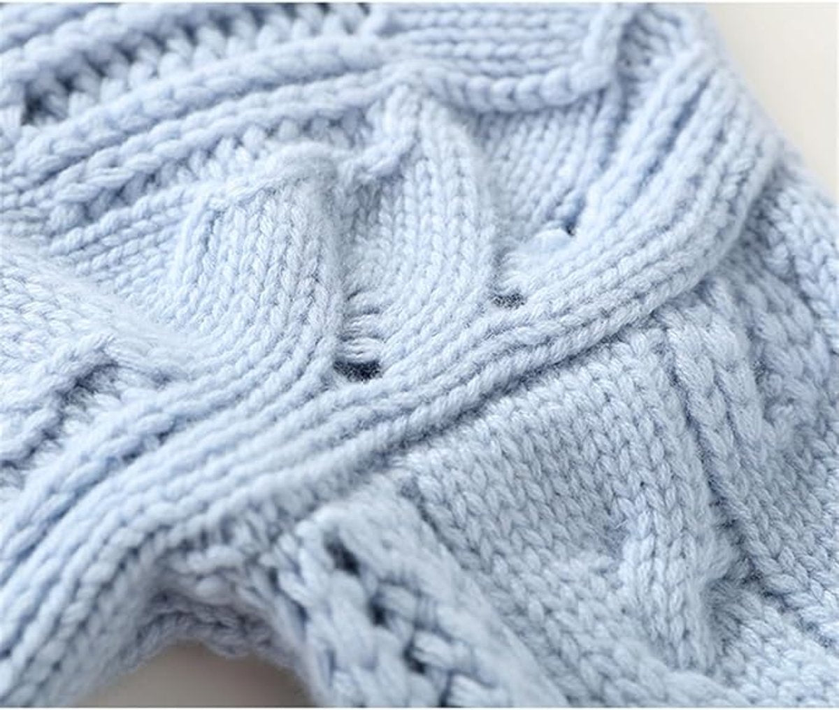 Women's Cable-Knit Turtleneck Sweater Relaxed Fit 5