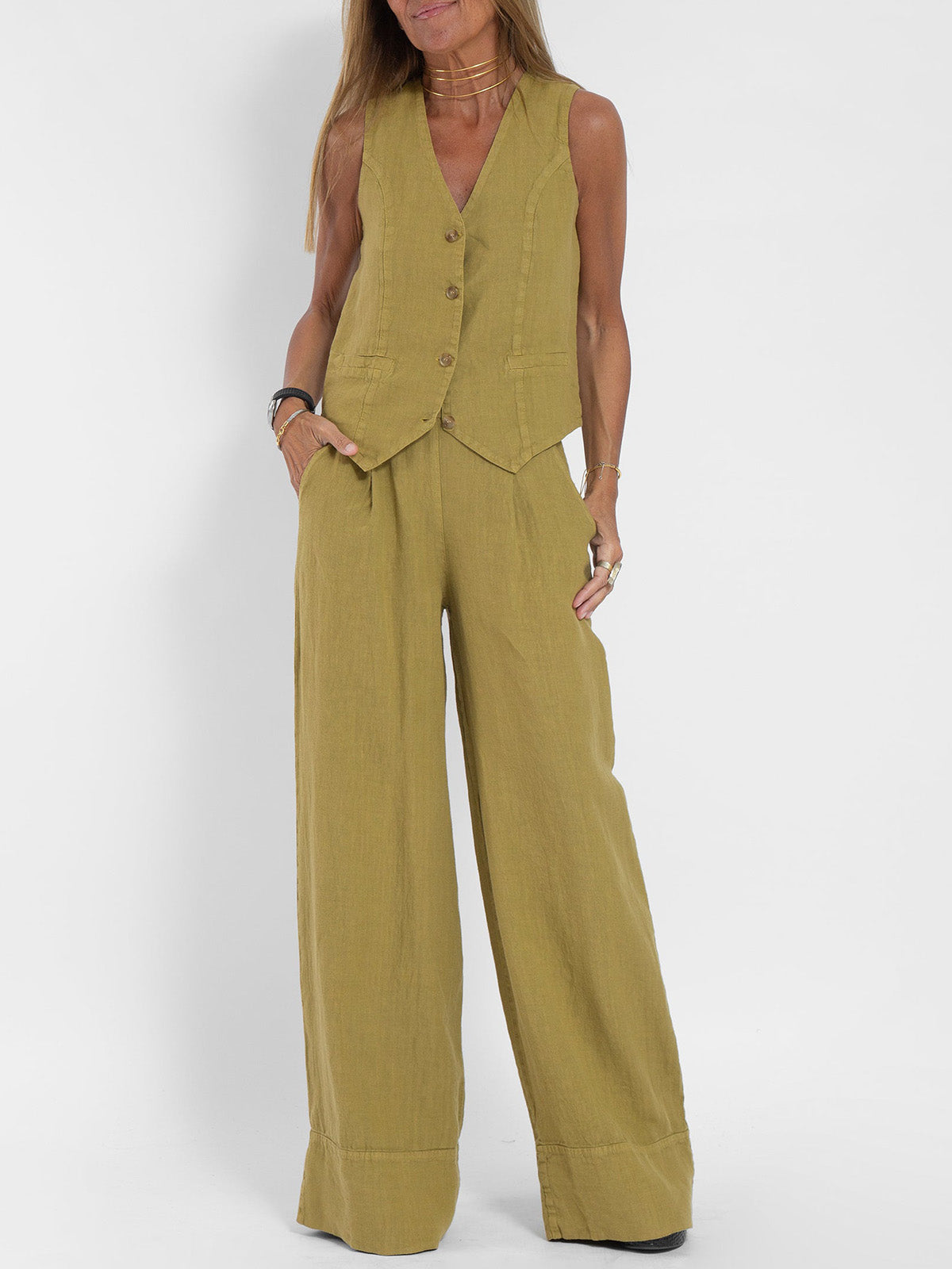 Holly | Sleeveless V-Neck & Wide-Leg Pant Set 2