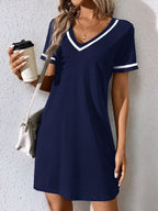 Viona | Casual V-neck Color-Block Dress 2