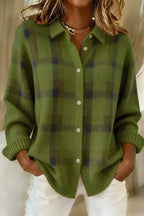 Camellia | Elegant & Cozy Checkered Cardigan 3