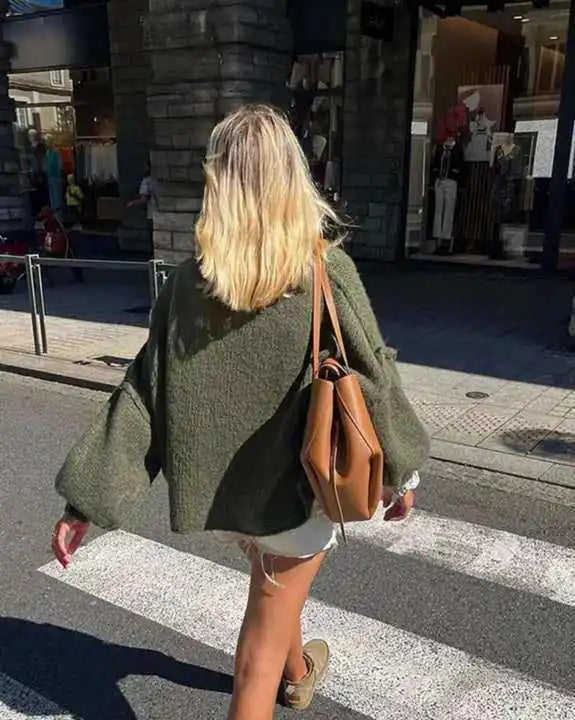 Women's Oversized Sweater with Crew Neck and Relaxed Fit 6