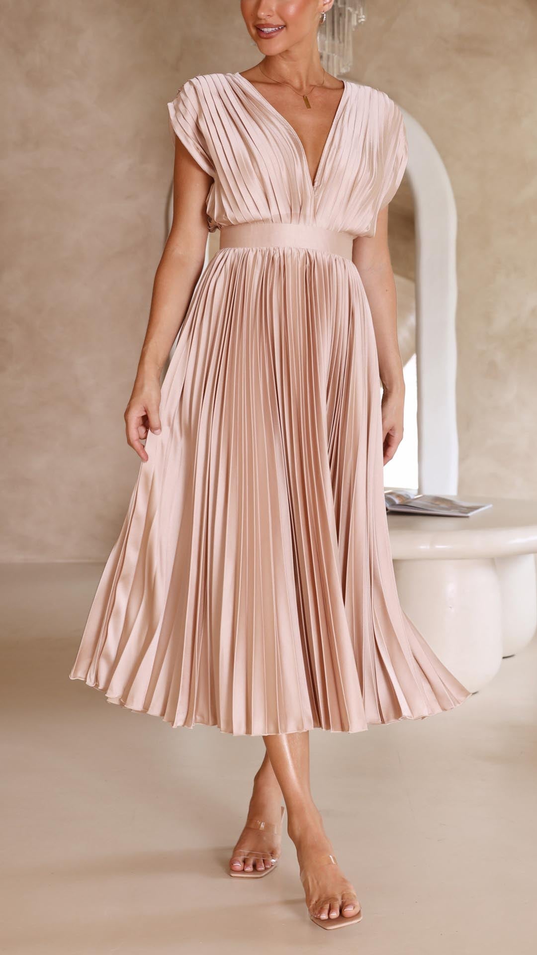 Kaitlyn | Stylish Pleated V-Neck Midi Dress 6