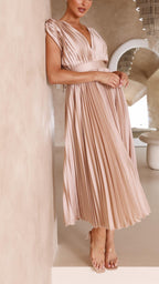 Kaitlyn | Stylish Pleated V-Neck Midi Dress 10