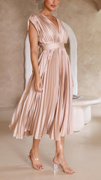Kaitlyn | Stylish Pleated V-Neck Midi Dress 11