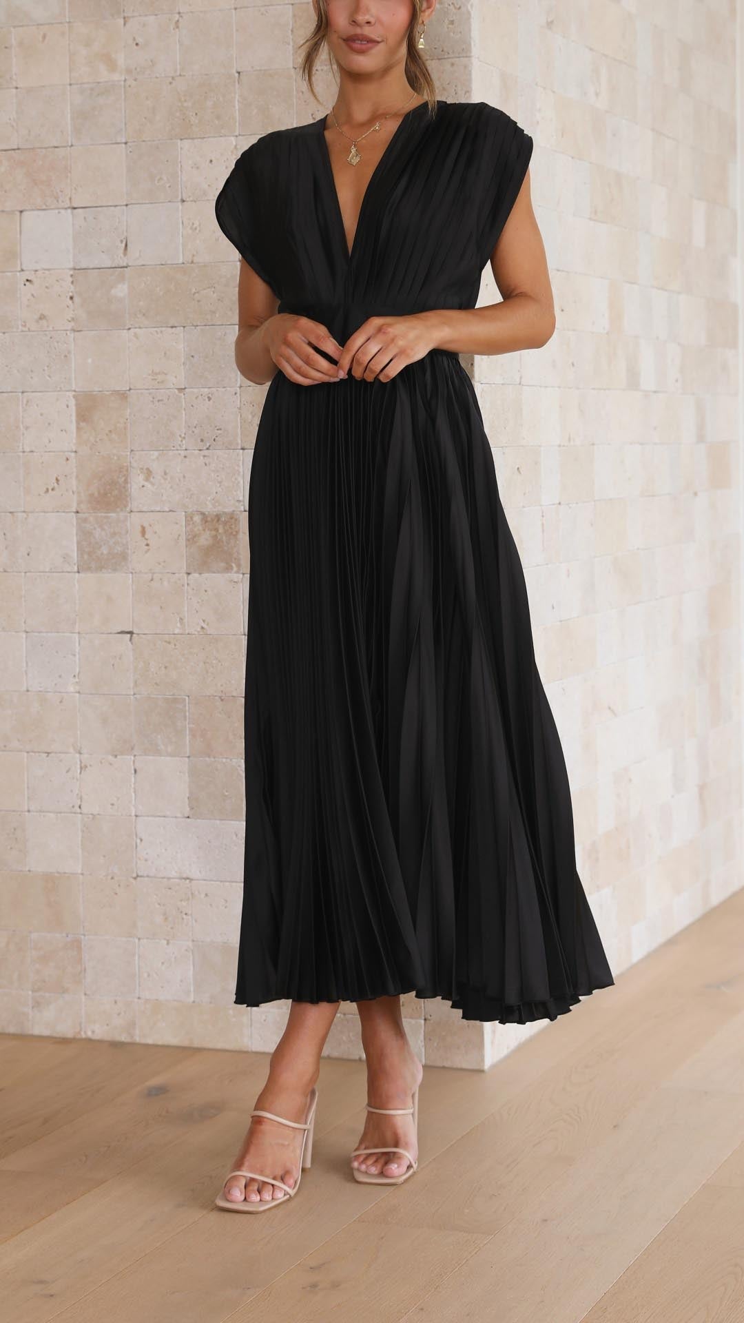 Kaitlyn | Stylish Pleated V-Neck Midi Dress 13
